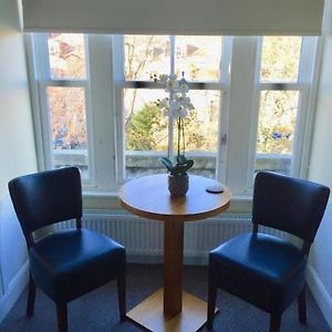 Solo Room